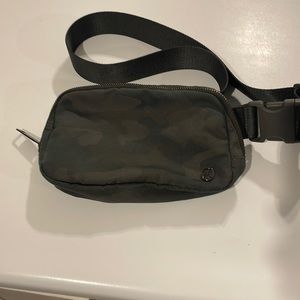 Lululemon Fanny pack, belt bag camo print